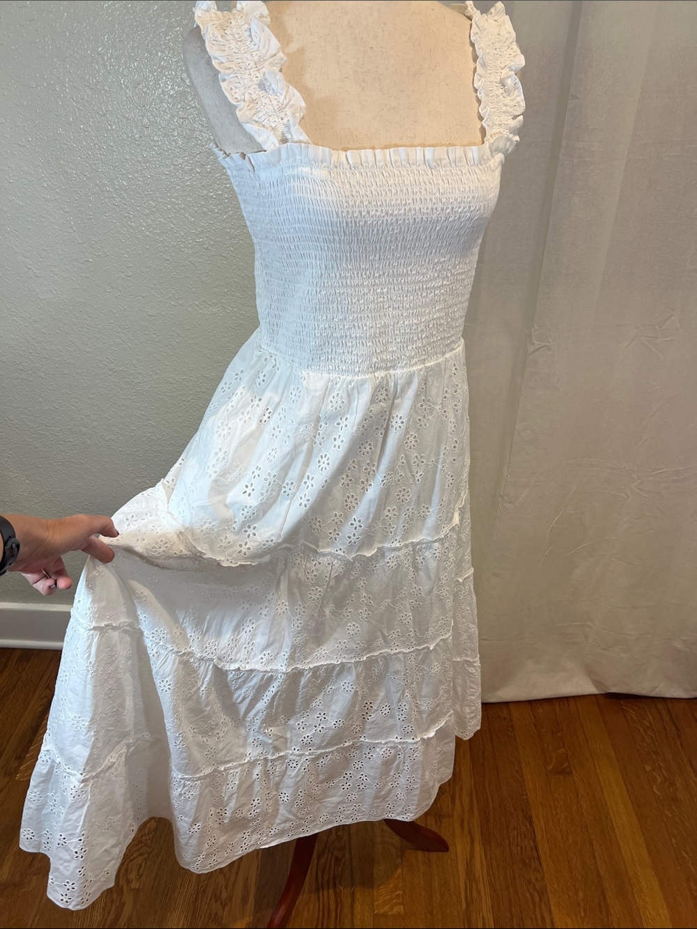 Quince Cotton White Eyelet Smocked Maxi Dress with Ruffle Straps. Size M. NWT - Picture 5 of 8